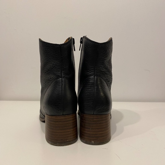 Lucky Brand Laidem Black Pebbled Leather Western Heeled Bootie Size 8 - Picture 4 of 5